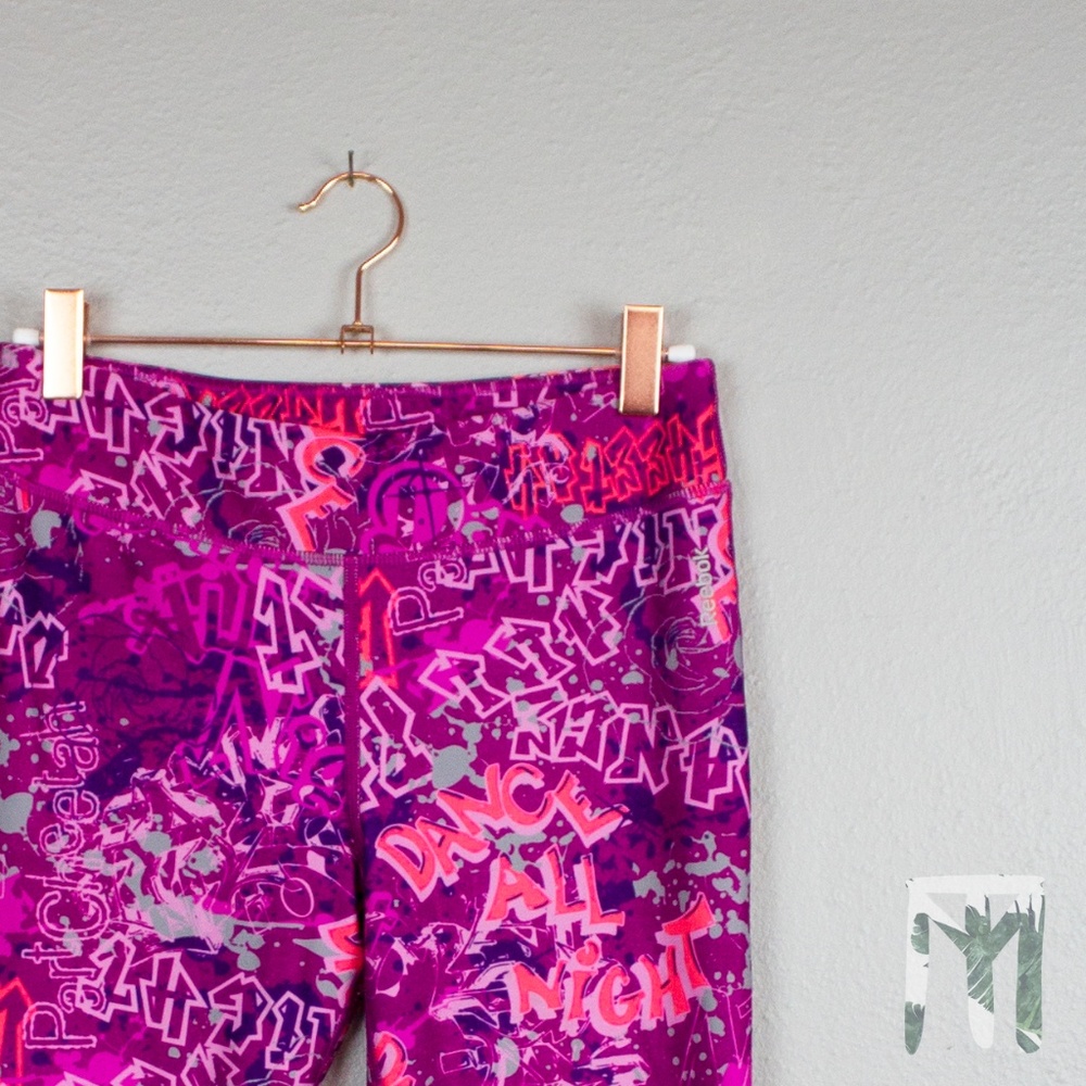 Reebok Girl's XL Cherry Graffiti Leggings